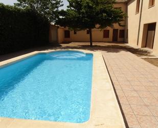 Swimming pool of House or chalet to rent in Onil  with Air Conditioner, Terrace and Swimming Pool