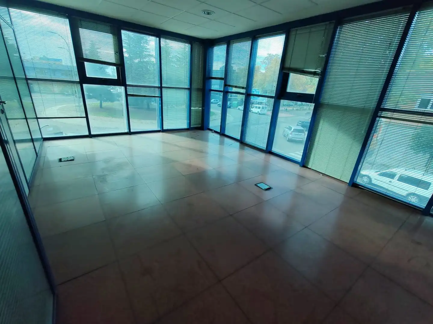 Edificio en venta en PRIMAVERA / AV. DE LAS ESTACIONES, Polígono de las Monjas