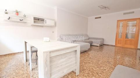 Foto 3 de Pis en venda a Avenida de Abril - 9 de Octubre, Sagunto / Sagunt