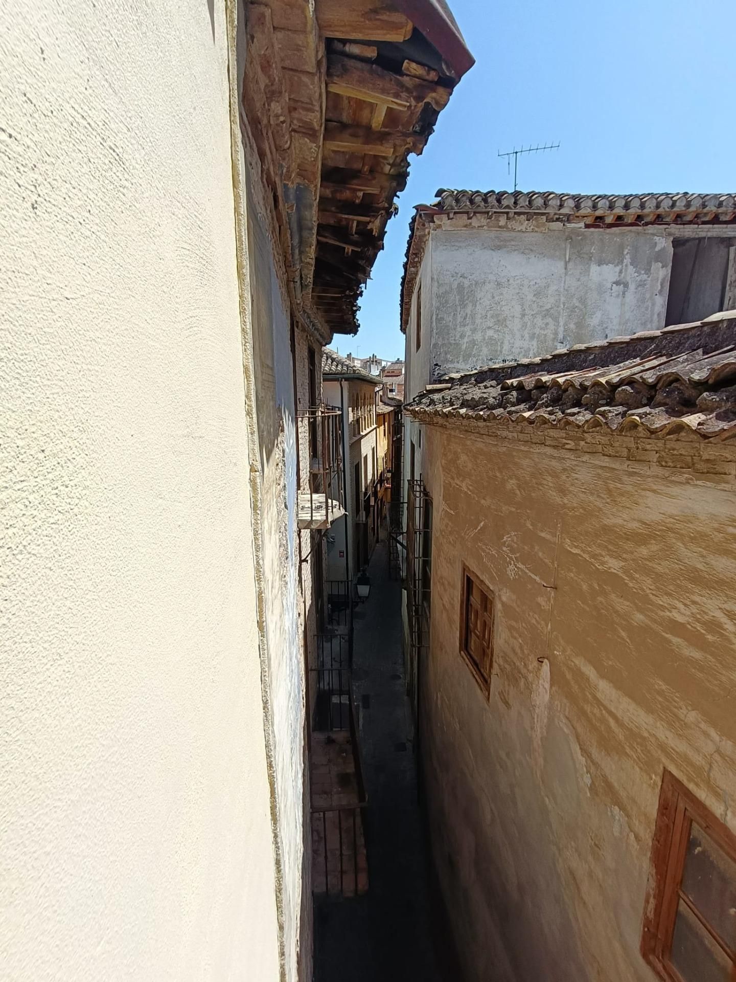 Vista exterior de Pis de lloguer en  Granada Capital amb Balcó