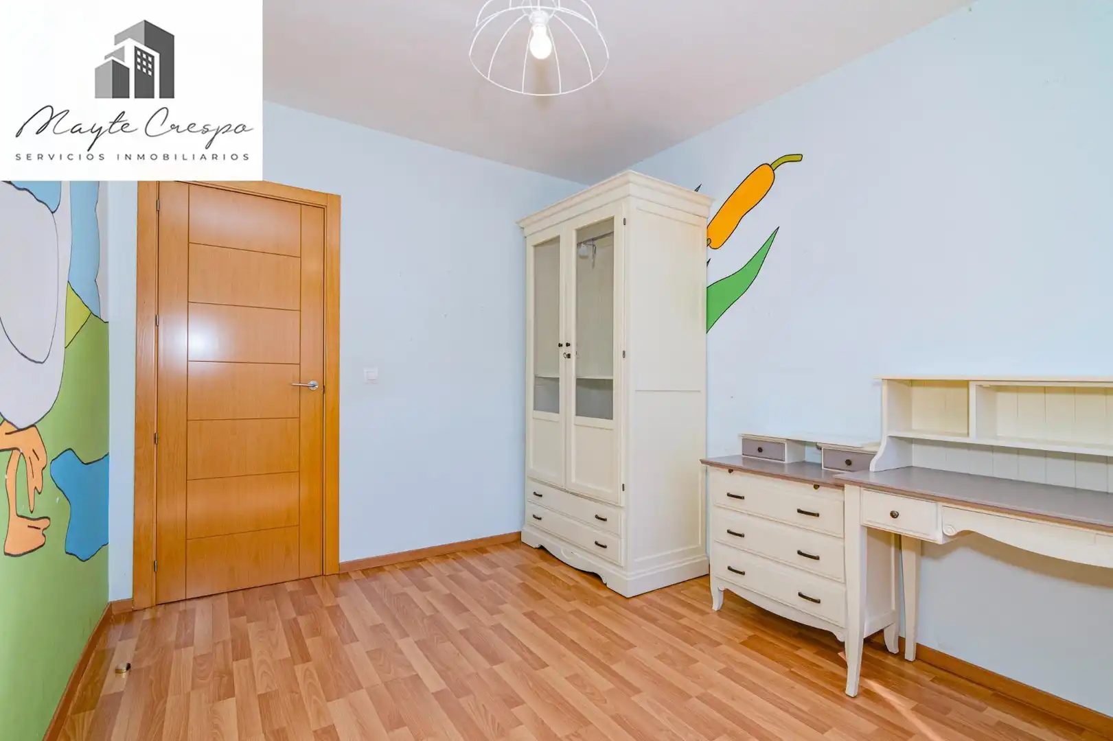 Casa aparellada amb terrassa en venda a Jun, imagen 20