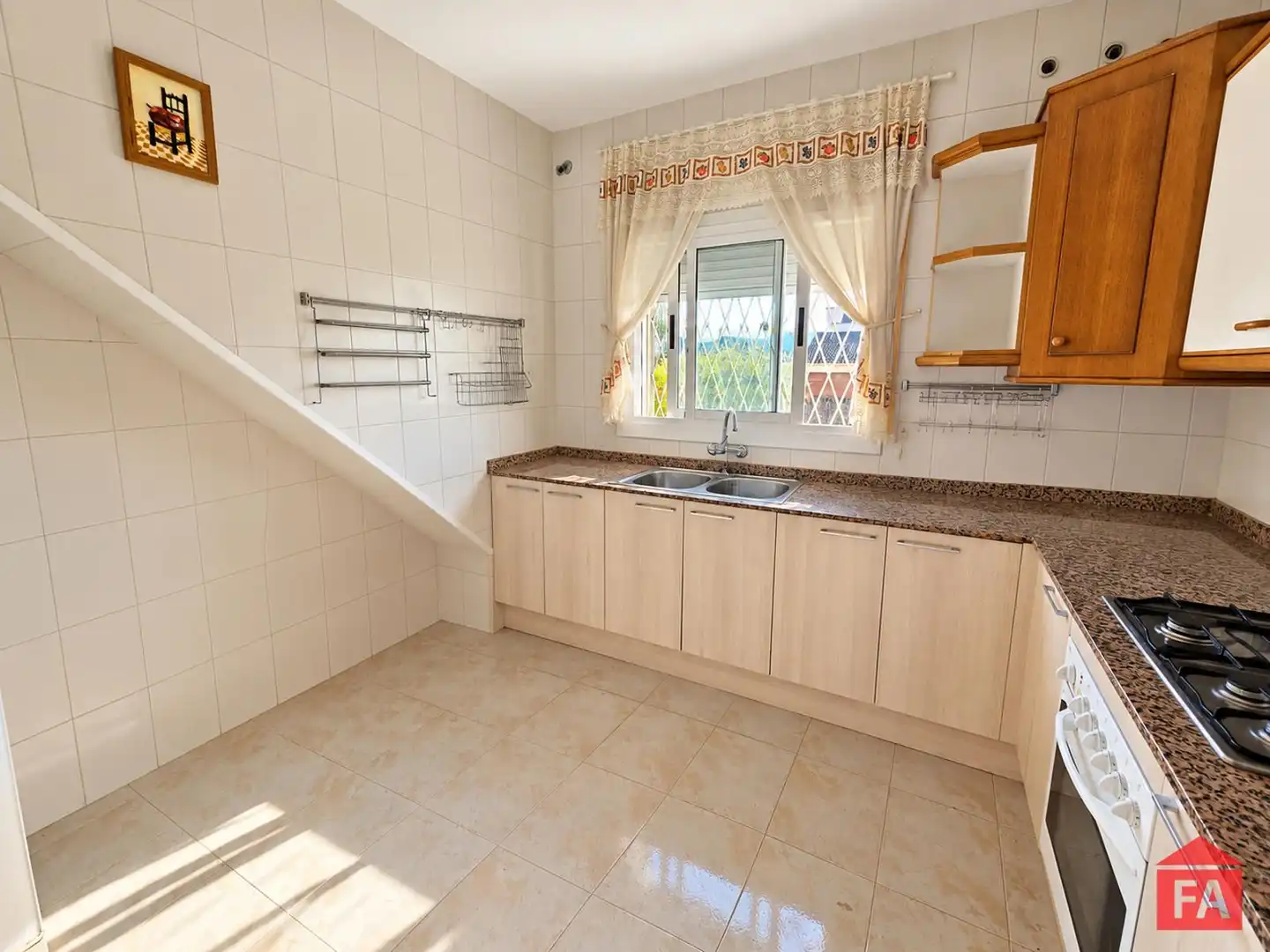 Kitchen of Detached homes for sale in Albinyana  with Terrace, Balcony and Alarm