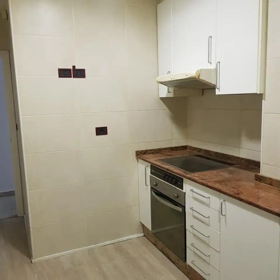 Piso de alquiler en Rúa Cardenal Quevedo 5I (San Lázaro), Centro