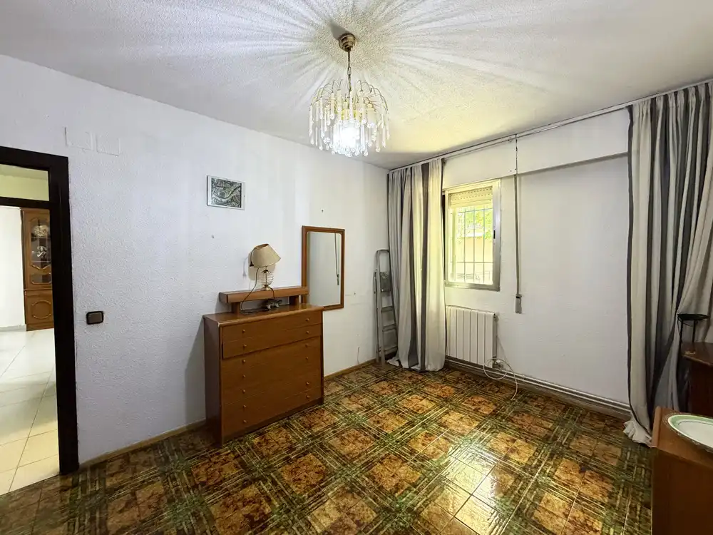 Habitación de Planta baja en venta en Pinto con Calefacción