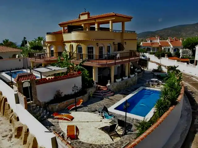 Vista exterior de Casa o xalet en venda en Peñíscola / Peníscola amb Aire condicionat, Calefacció i Jardí privat