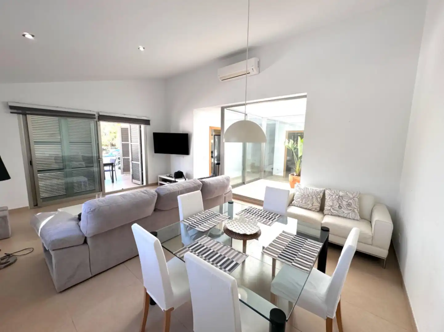 Living room of Houses for rent in Alcúdia  with Air Conditioner, Heating and Terrace