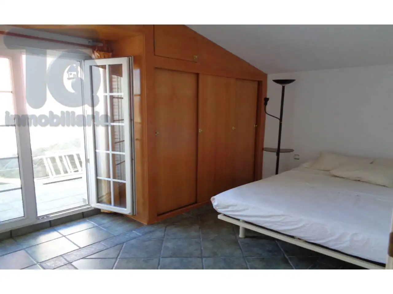 Bedroom of Houses for sale in Huétor Vega  with Air Conditioner, Private garden and Terrace