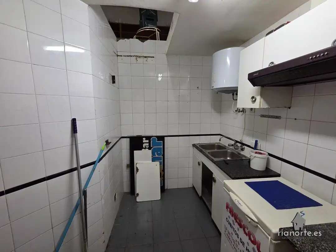 Local comercial en venta en El Carbayedo - El Quirinal, imagen 6