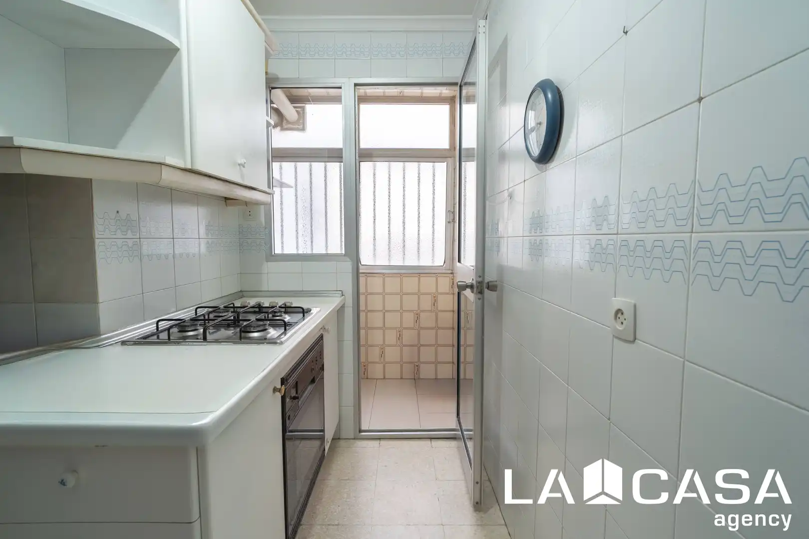 Cocina de Piso en venta en Dos Hermanas con Aire acondicionado, Terraza y Balcón