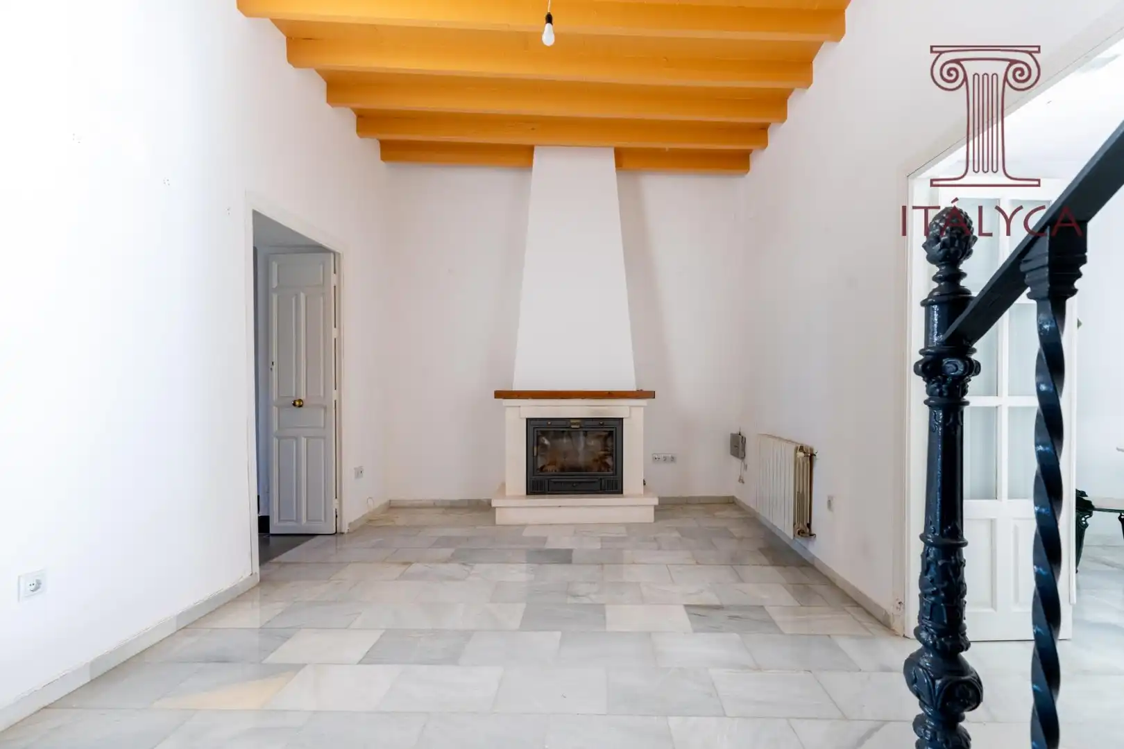 Casa o xalet en venda en Bormujos amb Aire condicionat, Calefacció i Jardí privat