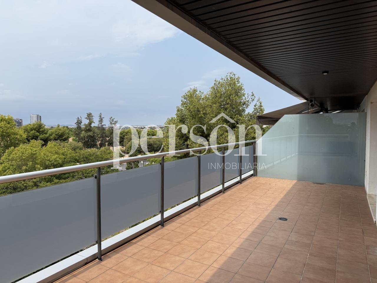 Terrace of Flat to rent in  Valencia Capital  with Air Conditioner, Terrace and Storage room