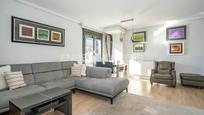 Living room of Flat for sale in  Madrid Capital  with Air Conditioner, Terrace and Swimming Pool