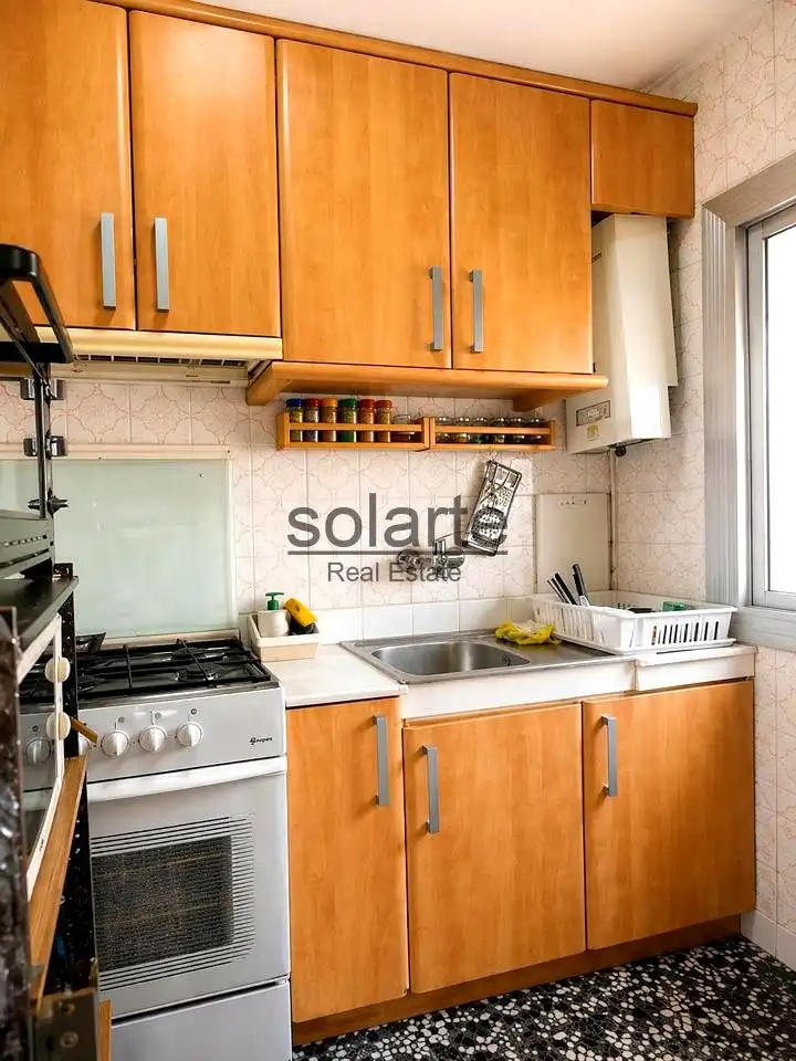 Cocina de Piso en venta en Barcelona con Aire acondicionado