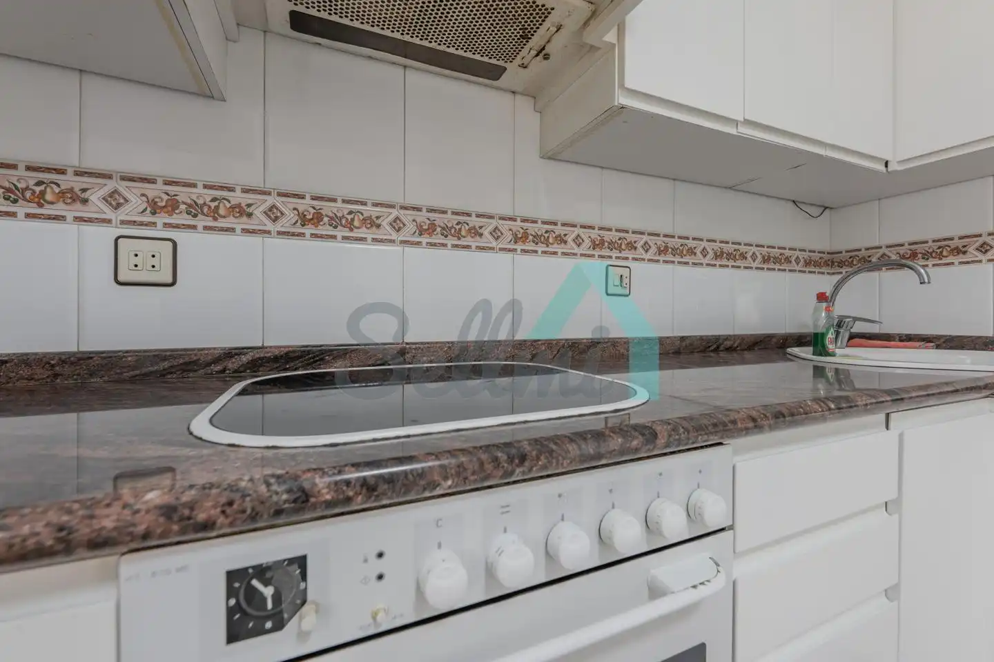 Habitación en Escultor Laviada, Vallobín