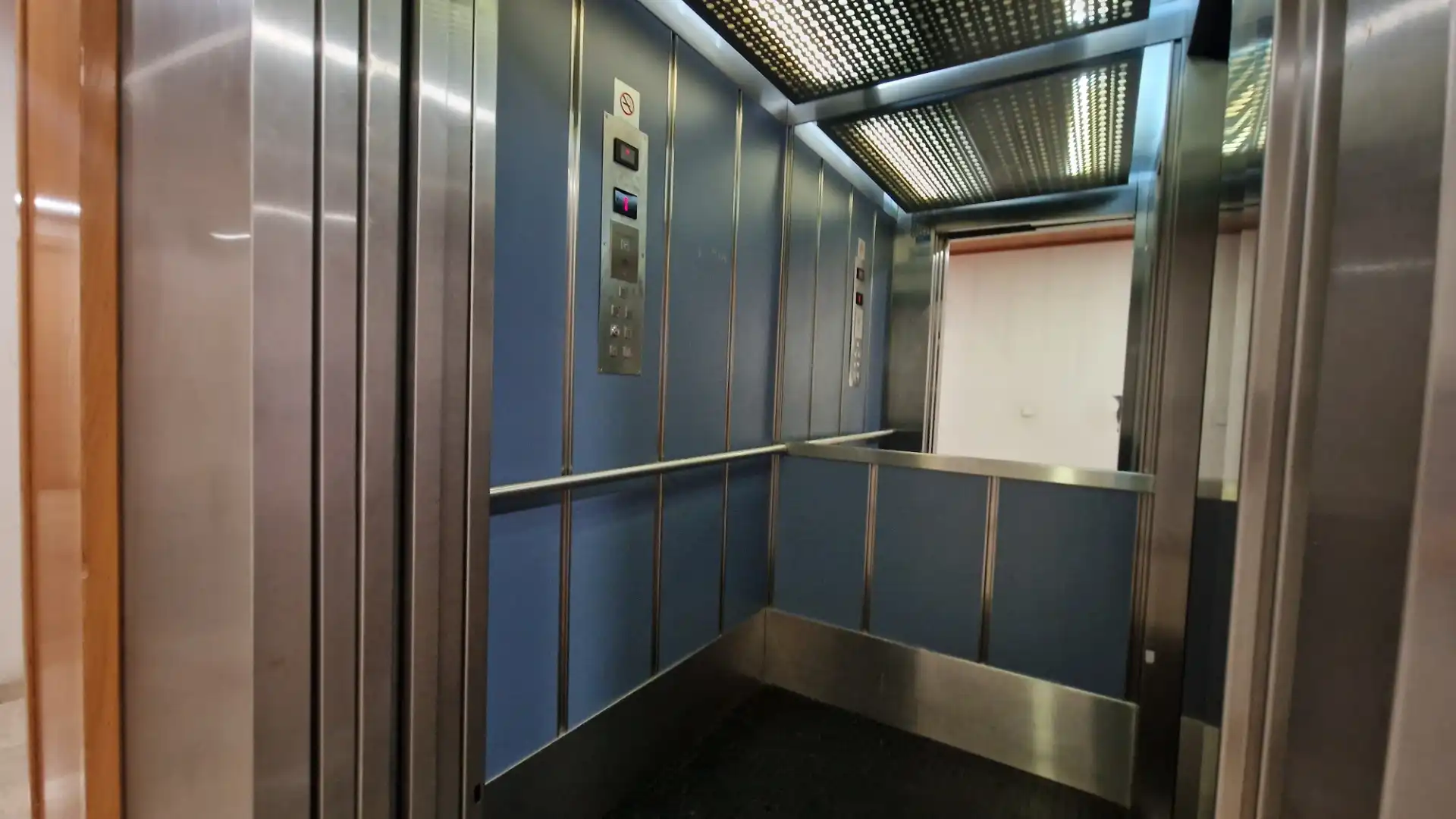 Apartment with terrace for sale in Carrer de Jovara, imagen 31