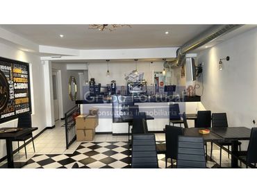 Locale commerciale in cessione a Manzanares El Real