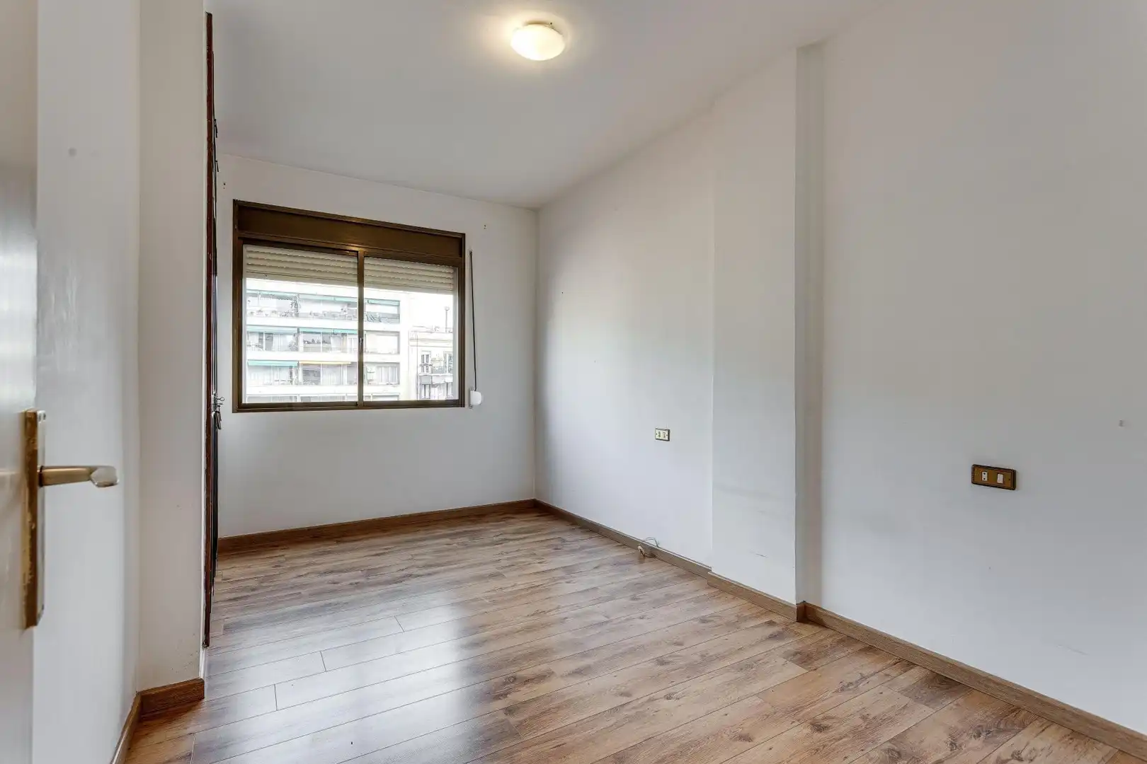 Habitación de Piso en venta en Barcelona con Alarma