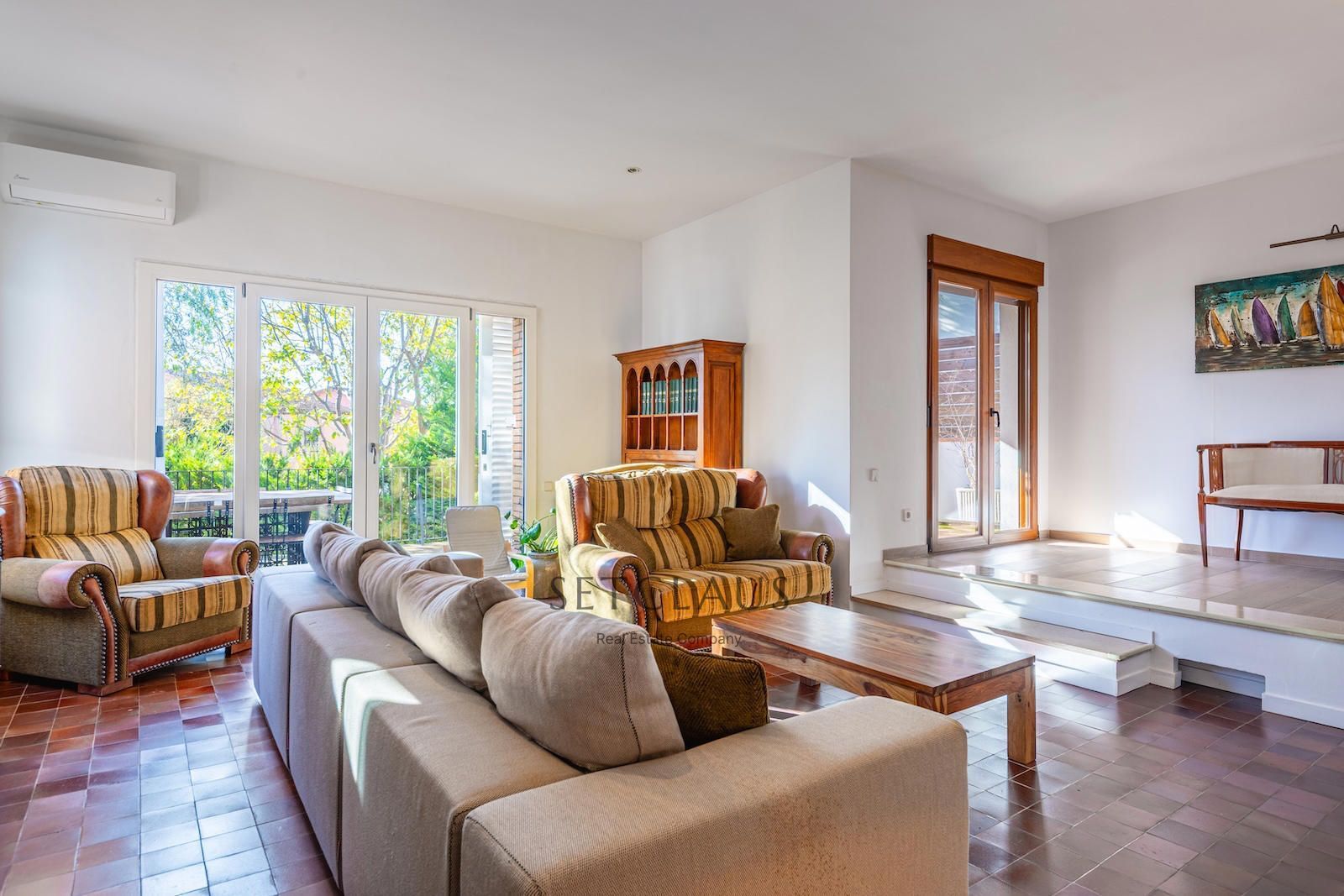 Sala d'estar de Casa o xalet en venda en Premià de Dalt amb Aire condicionat, Calefacció i Jardí privat