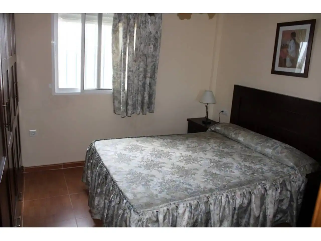 Habitación de Finca rústica de alquiler en Jete con Terraza, Piscina y Amueblado
