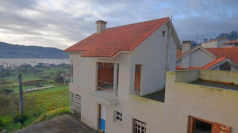 Foto 2 de Casa adosada en venda a Lg Calvar, Moaña, Pontevedra