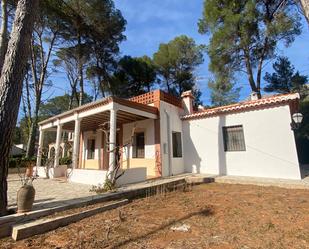 Vista exterior de Casa o xalet en venda en Barx amb Jardí privat i Terrassa