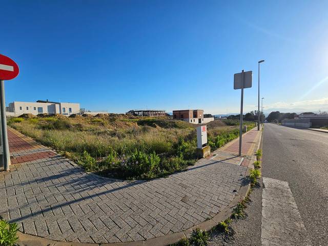 Terreno residencial en Venta en Calle Loma de en Medio, 10 en Altorreal - El Chorrico