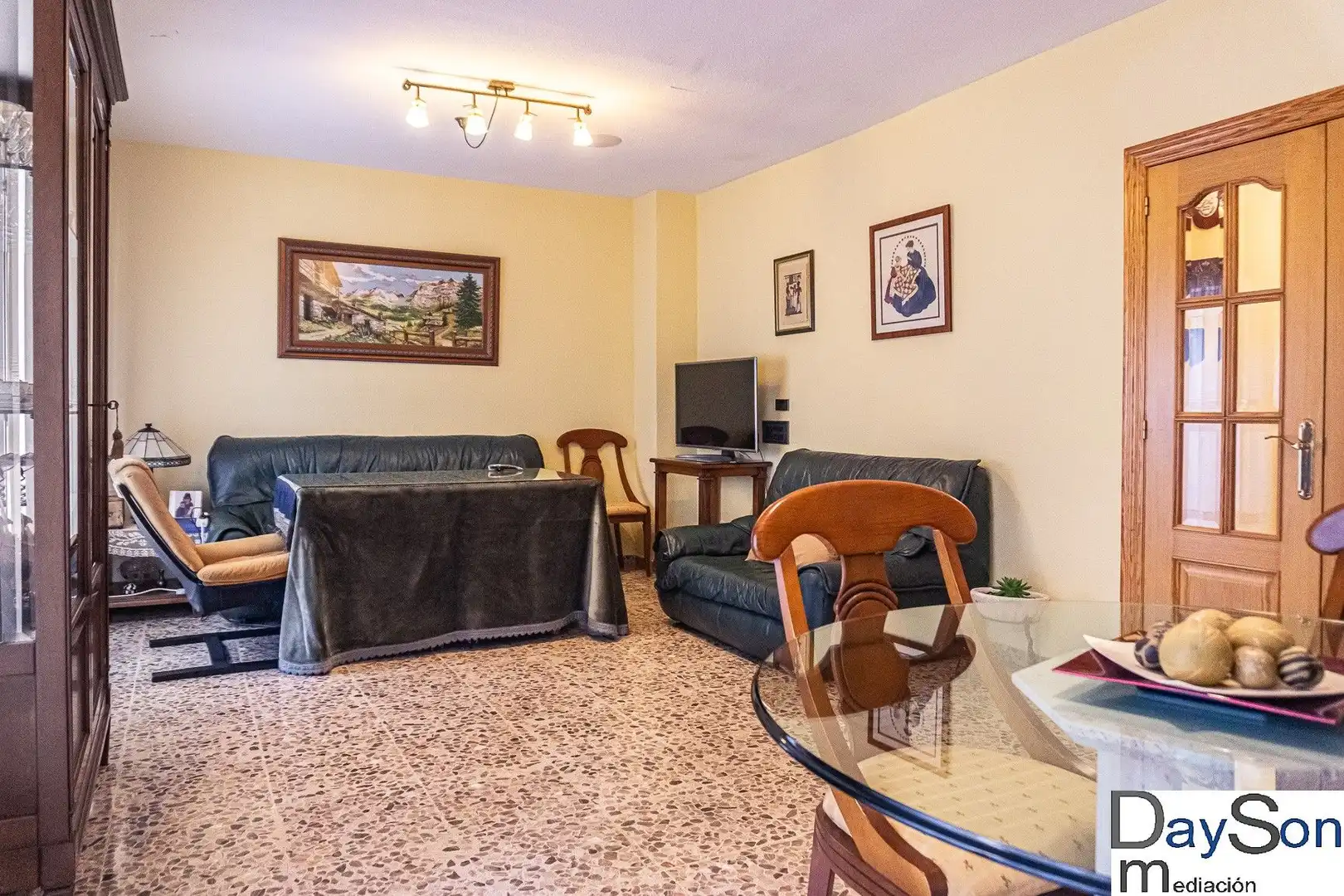 Sala de estar de Piso en venta en Alcalá la Real con Calefacción, Horno y Microondas