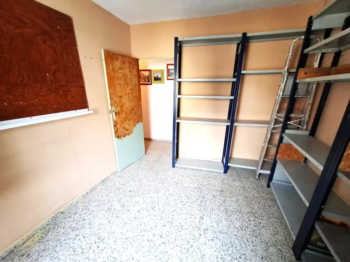 Detached homes for sale in San Martín de Valdeiglesias  with Heating, Terrace and Furnished