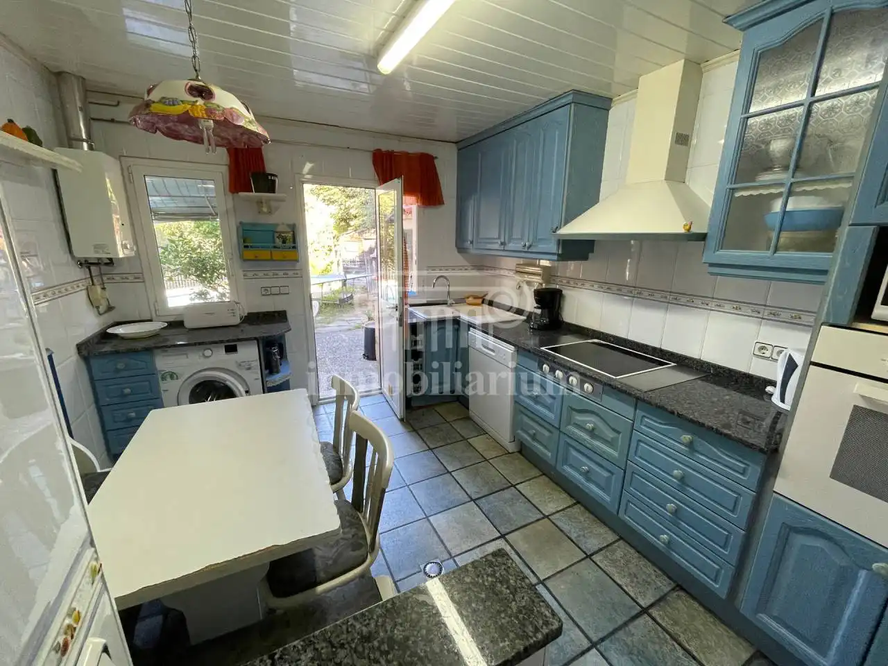 Cuina de Casa o xalet en venda en Lloret de Mar amb Calefacció, Jardí privat i Terrassa