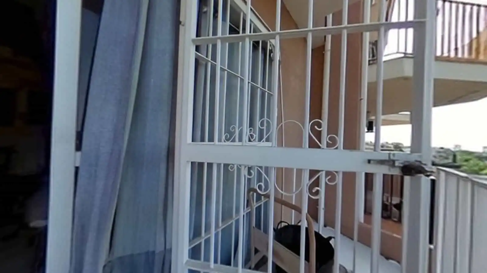 Balcony of Houses for sale in Benalmádena  with Air Conditioner, Private garden and Terrace