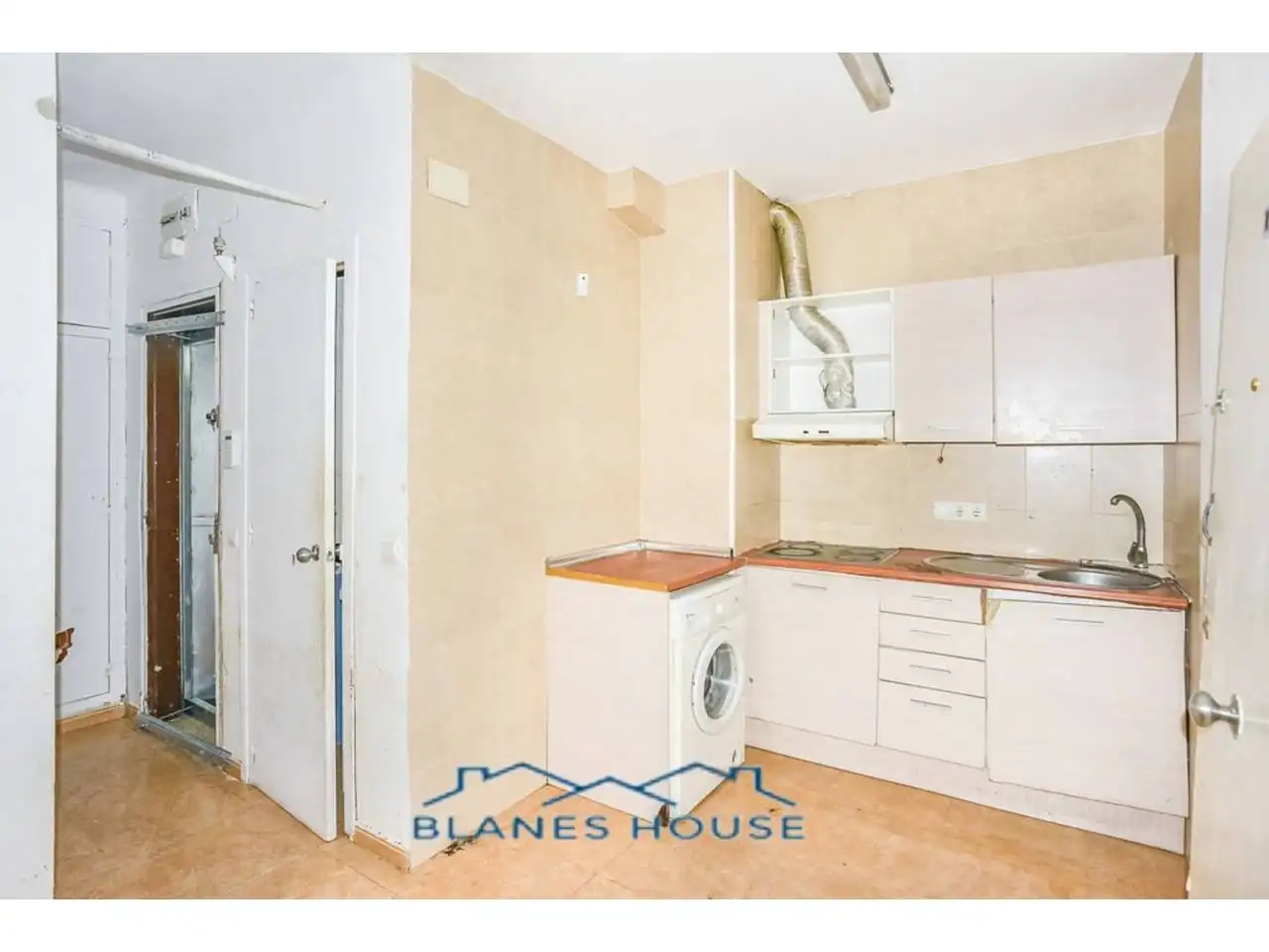 Kitchen of Flat for sale in Lloret de Mar