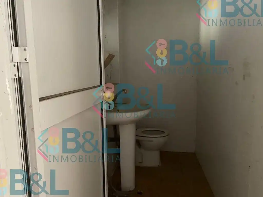Bathroom of Industrial buildings for sale in Jabugo