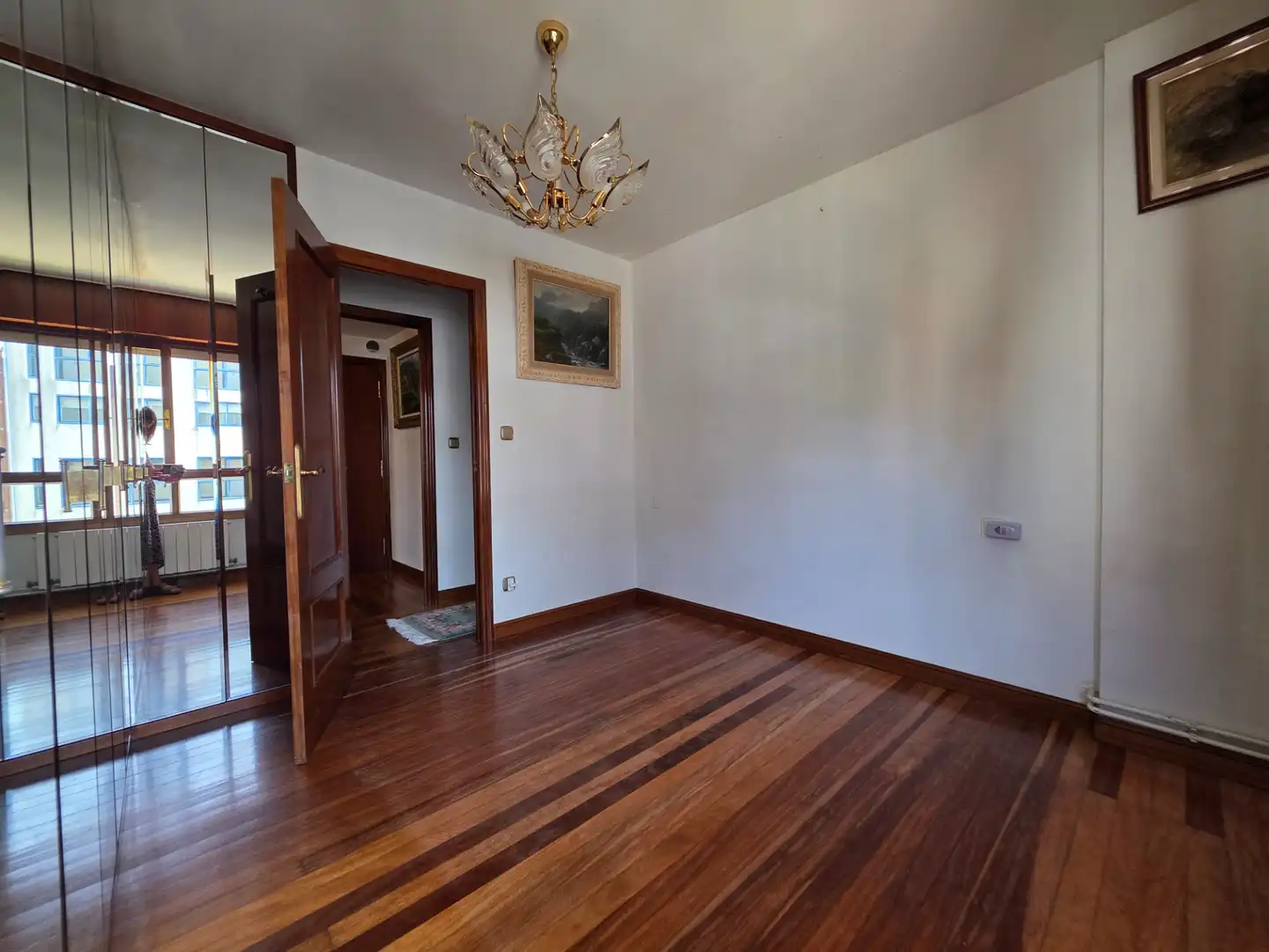 Menjador de Pis en venda en Castro-Urdiales amb Terrassa, Traster i Piscina comunitària
