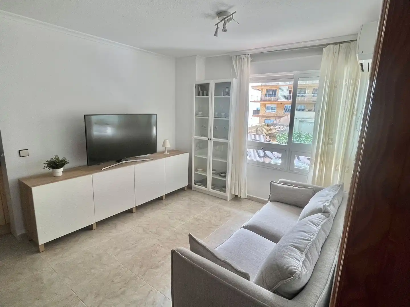Apartment with lift to rent in Playa del Acequión, Náufragos y Rocío del Mar