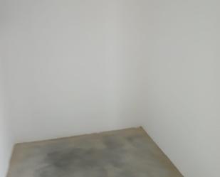 Box room to rent in Gandia