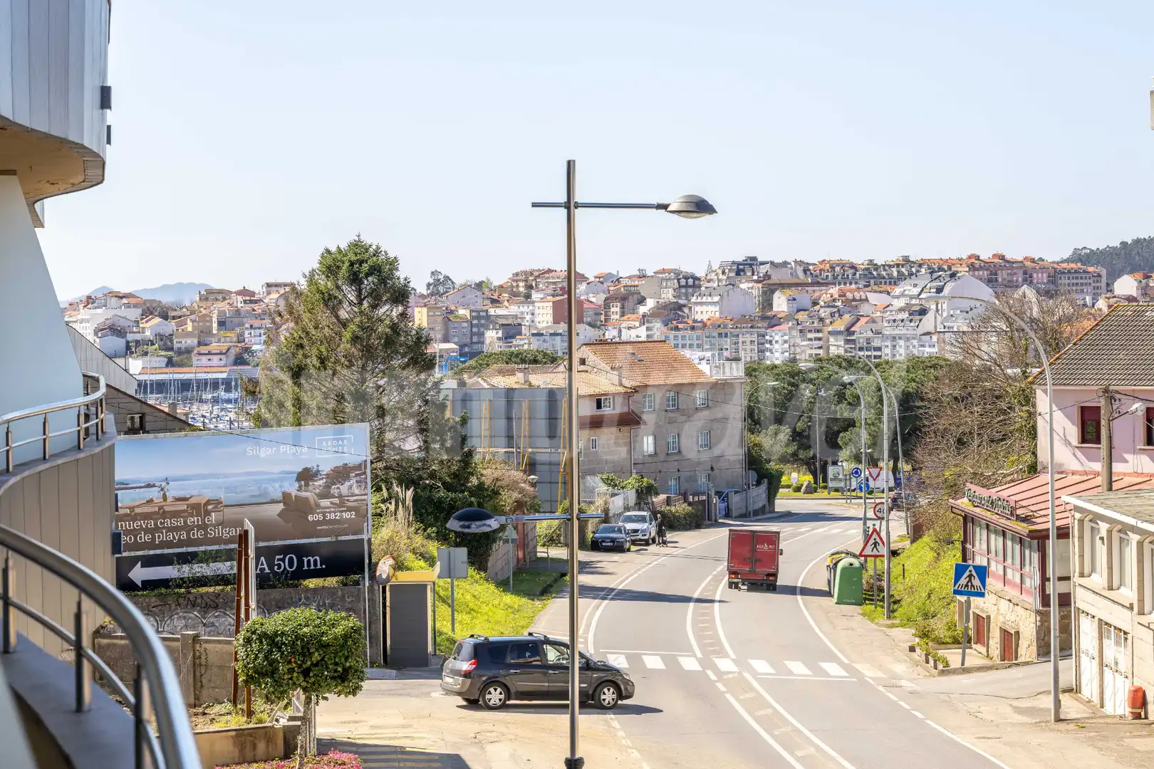 Vista exterior de Apartament en venda en Sanxenxo amb Calefacció, Parquet i Terrassa