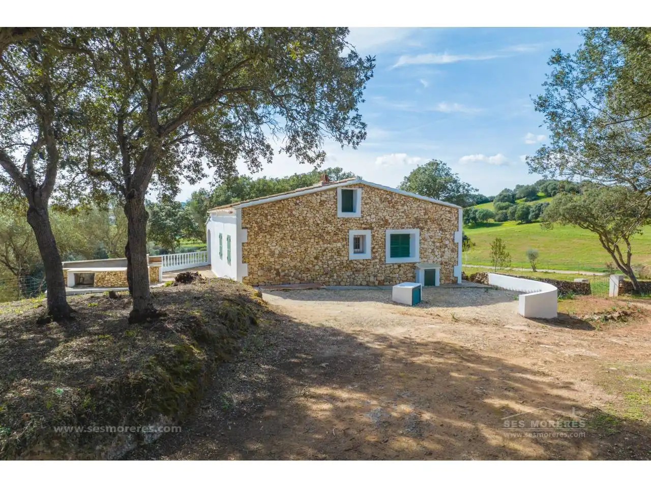 Vista exterior de Finca rústica en venda en Es Mercadal amb Jardí privat i Terrassa