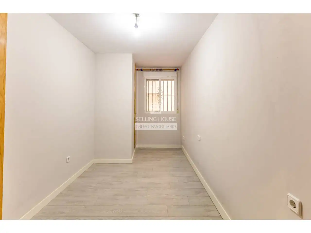 Flat for sale in Valencia  with Heating, Parquet flooring and Balcony