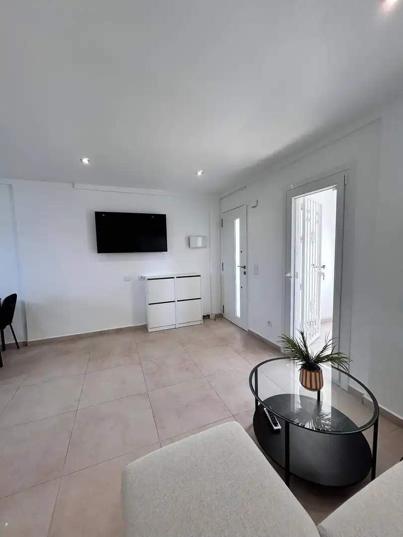 Sala d'estar de Apartament en venda en Orihuela amb Aire condicionat i Moblat