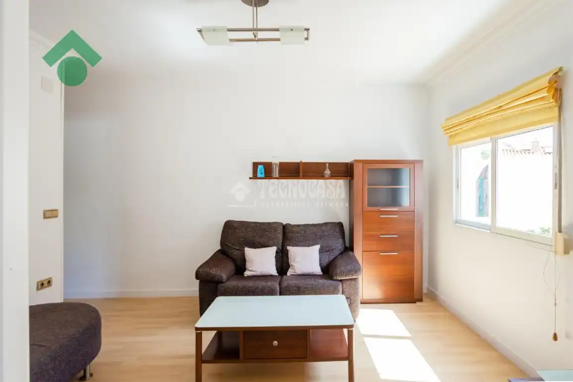 Sala de estar de Piso en venta en Rincón de la Victoria con Terraza