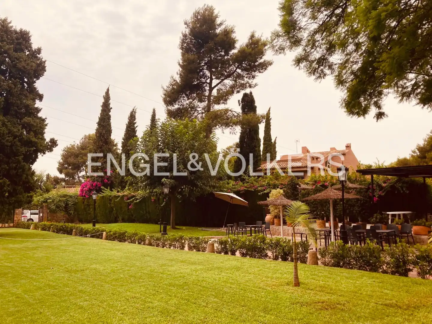Casa o chalet de alquiler en Rocafort con Aire acondicionado, Calefacción y Jardín privado