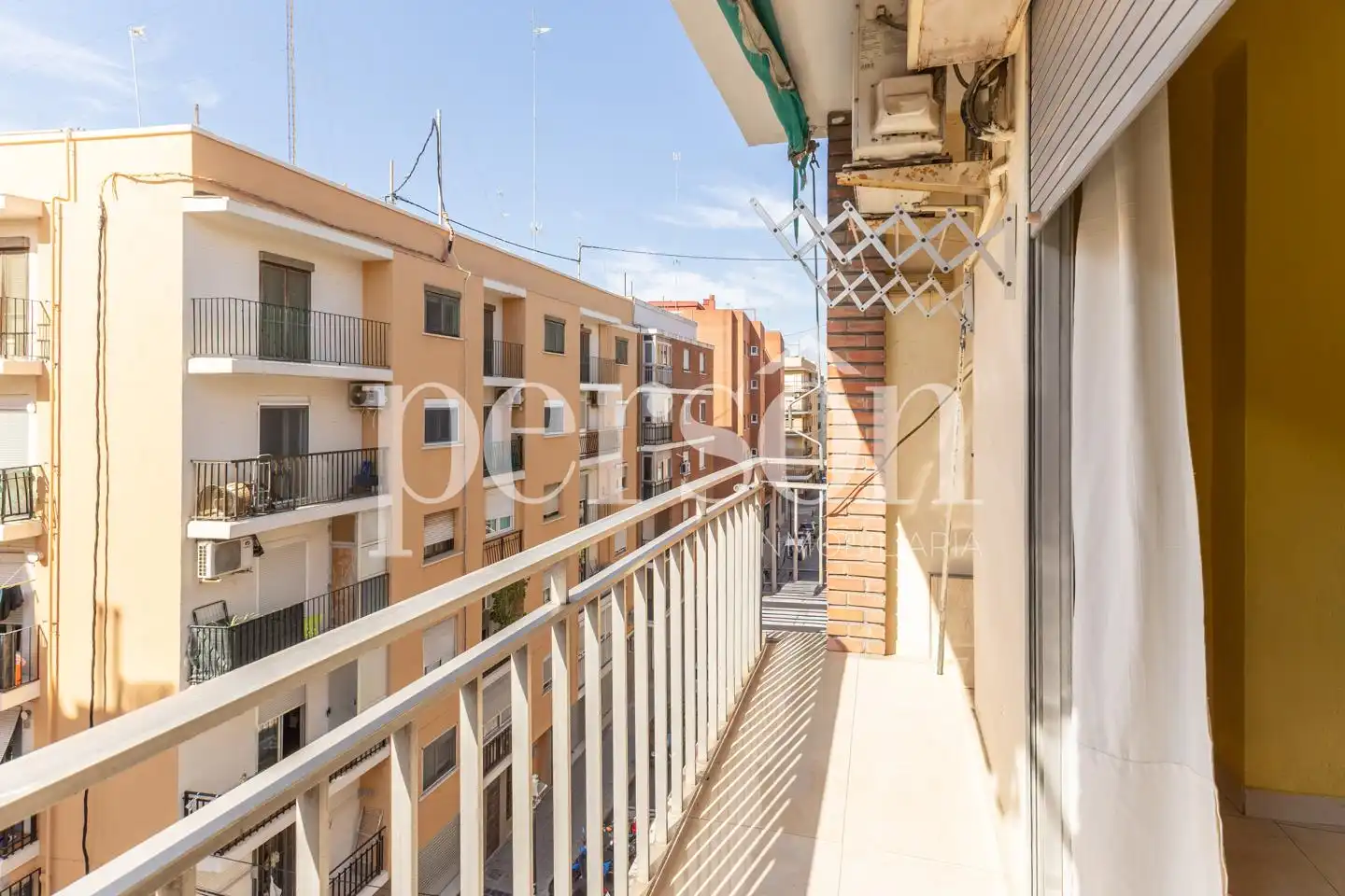 Flat with terrace for sale in calle de Méndez Núñez, imagen 2