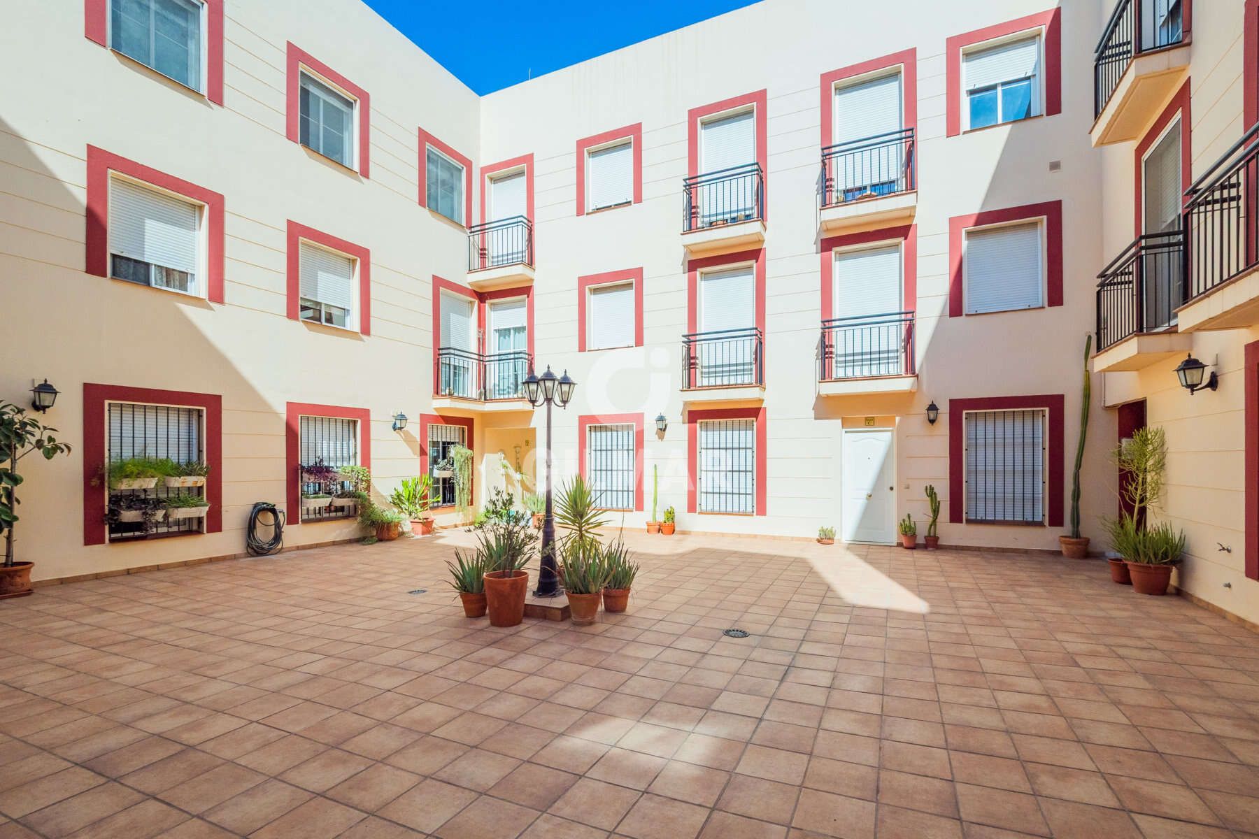 Exterior view of Attic for sale in  Sevilla Capital  with Heating and Balcony