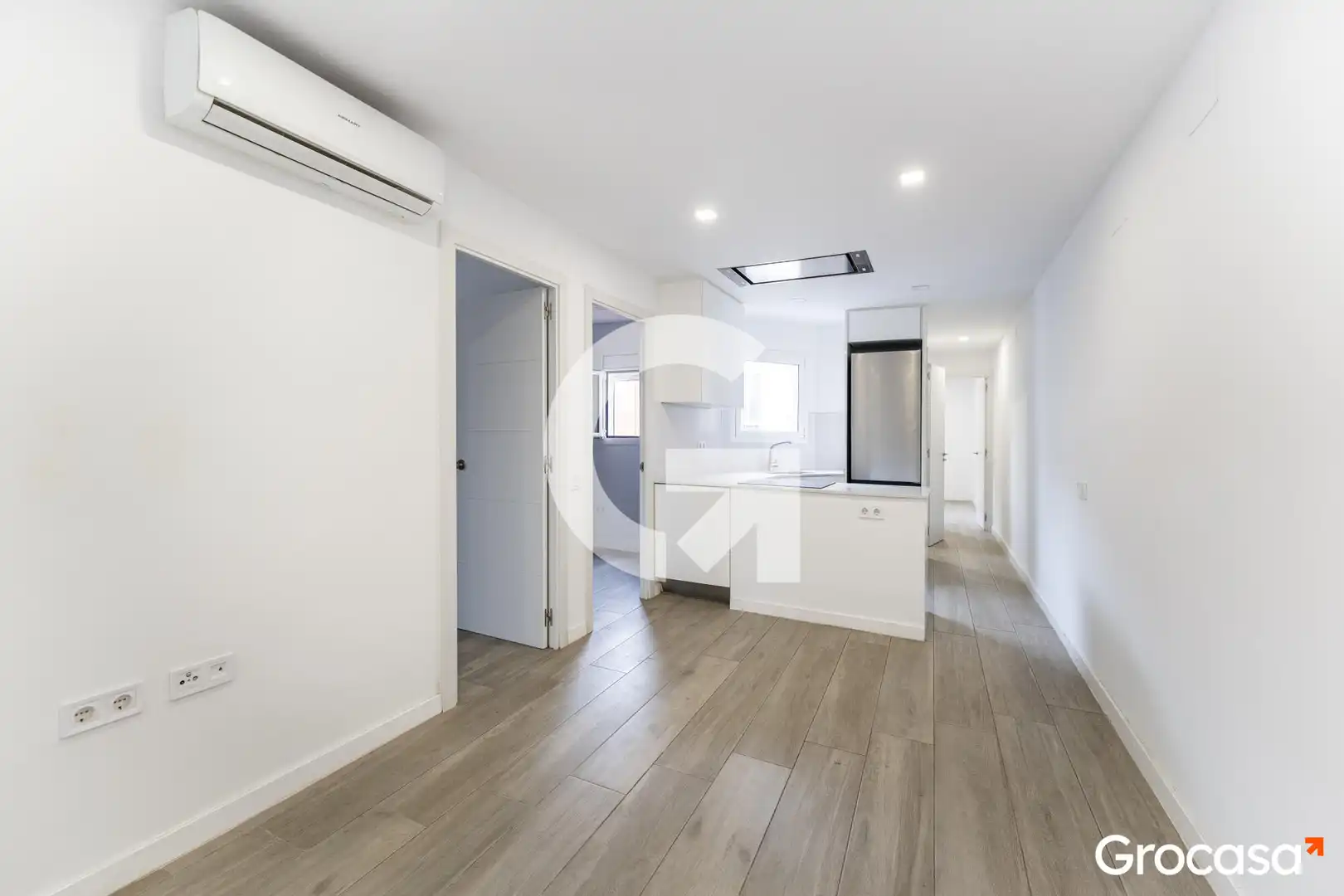 Piso en venta en L'Hospitalet de Llobregat con Aire acondicionado, Calefacción y Horno