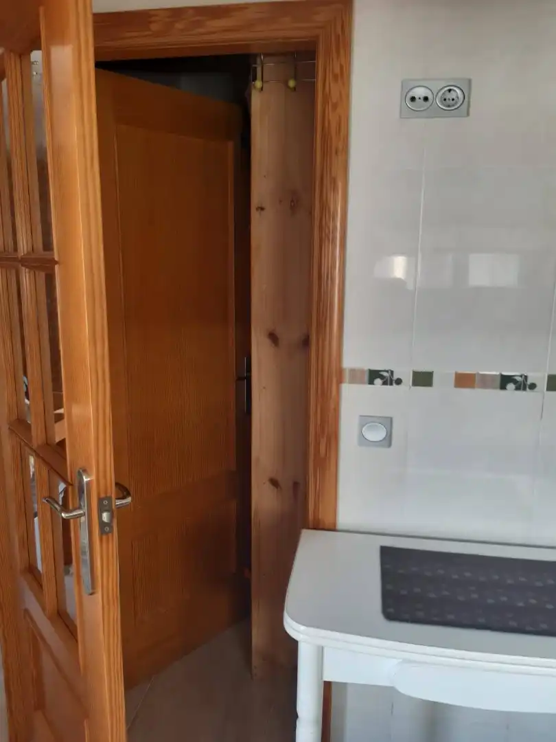 Bany de Pis de lloguer en Vinaròs amb Aire condicionat, Moblat i Forn
