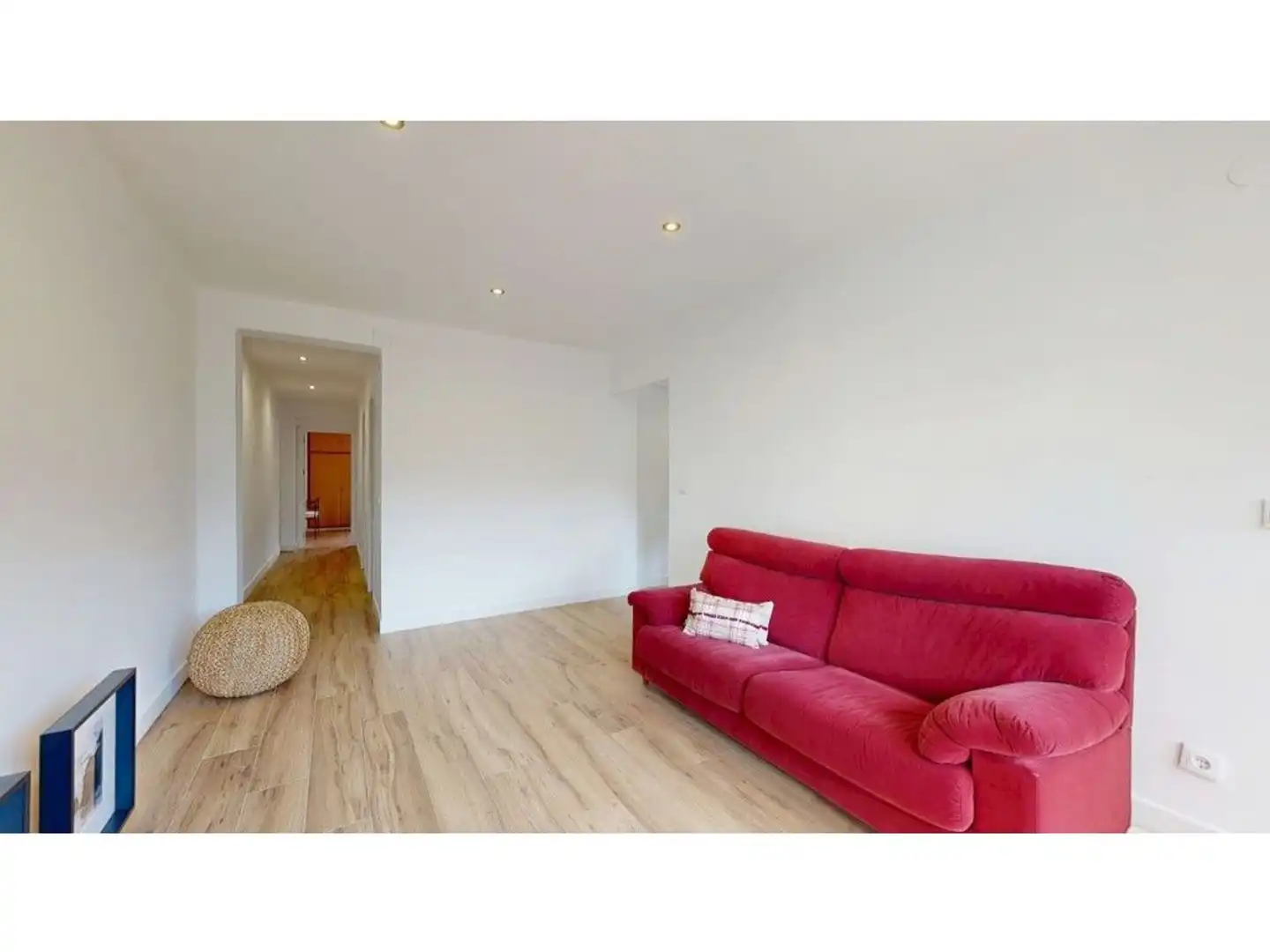 Living room of Flat for sale in Montán  with Furnished and Balcony