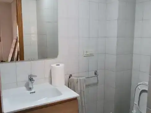 Badezimmer von Wohnung zur Miete in Centro