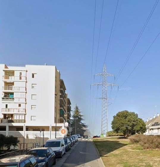 Vista exterior de Pis en venda en Rubí amb Balcó