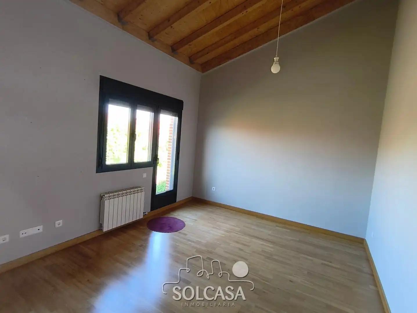 Habitación de Casa o chalet en venta en Renedo de Esgueva con Calefacción, Jardín privado y Parquet
