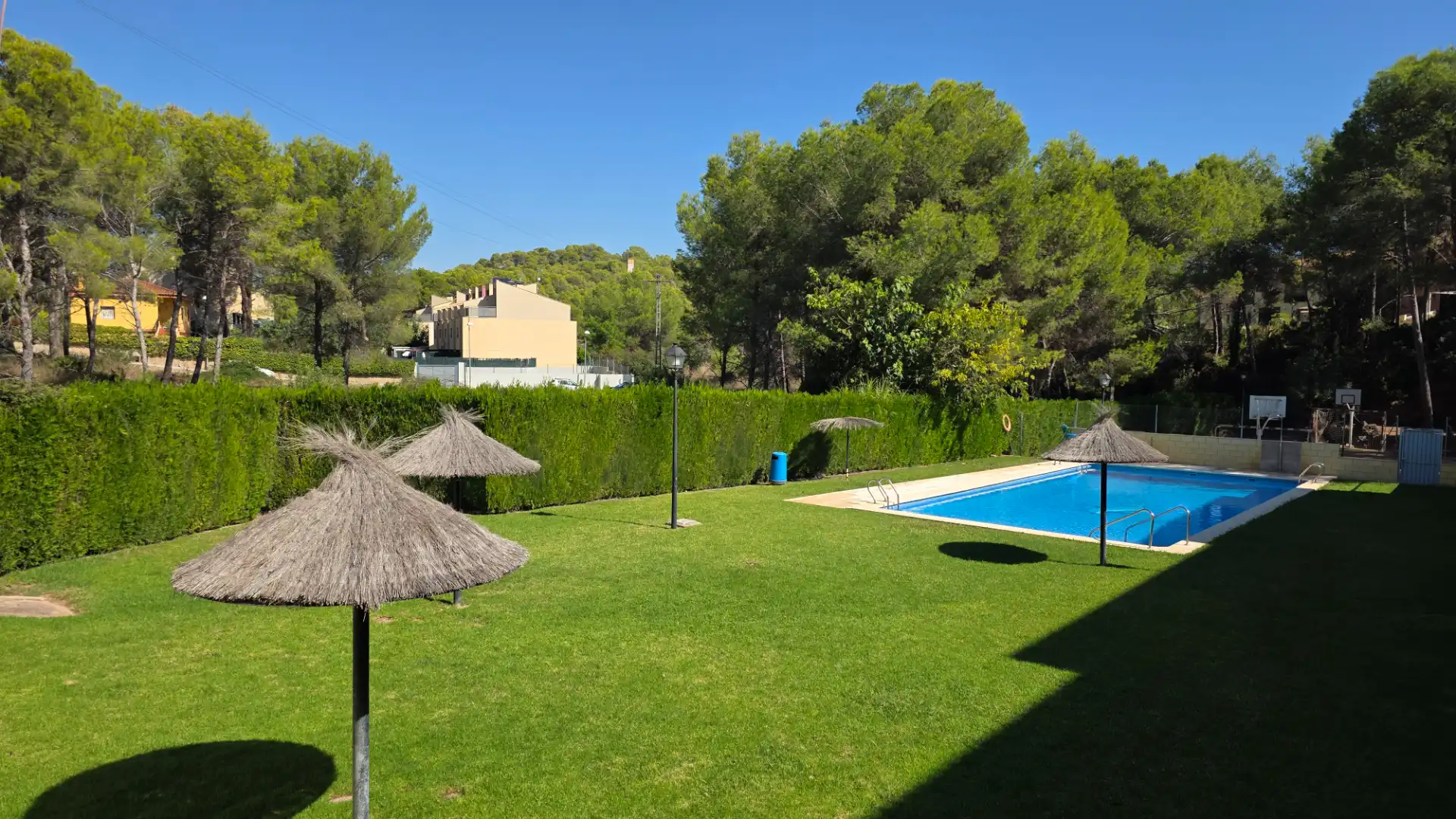 Reihenhaus mit Terrasse zum Verkauf in Carrer Serra, imagen 44